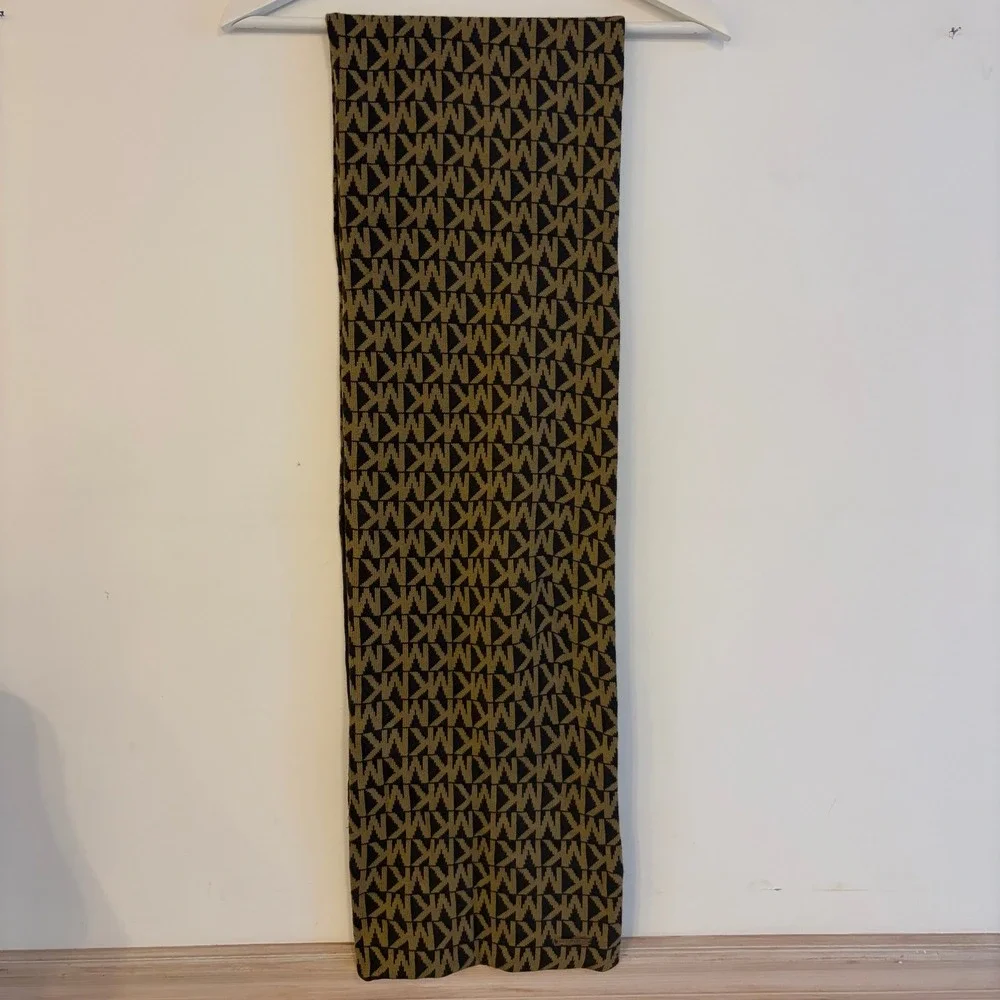 Michael Kors Reversible Scarf‎ Brown Gold Monagram Signature MK Print